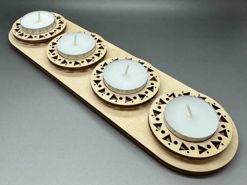 Dřevěný mini svícen Trojúhelníky - Obrázek 5