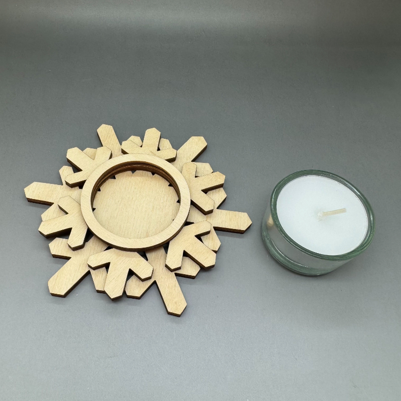 Dřevěný vánoční svícen Sněhové vločky - 2 vrstvy - Obrázek 2