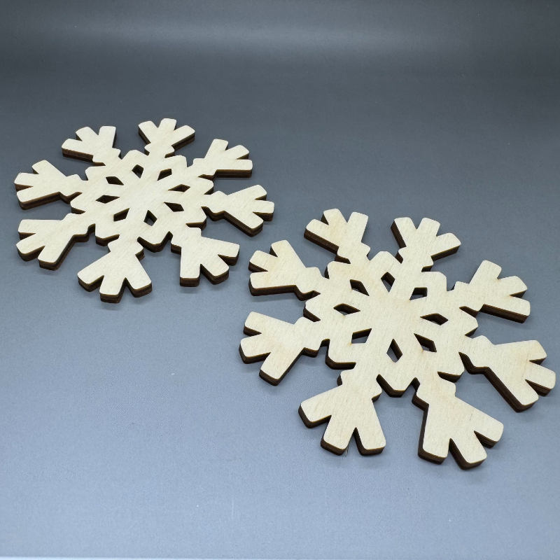 Vánoční podtácky z březové překližky Sněhová vločka II 2 ks