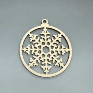 Dřevěná ozdoba na stromeček - Vločka č. 2