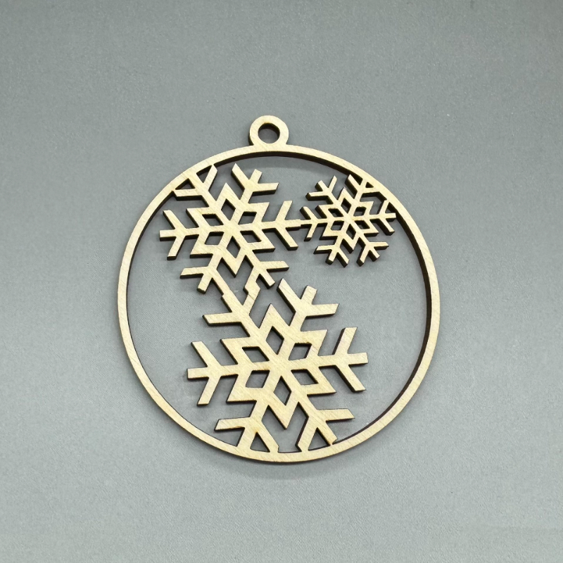 Dřevěná ozdoba na stromeček - Vločky