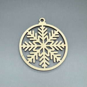 Dřevěná ozdoba na stromeček - Vločka č. 4