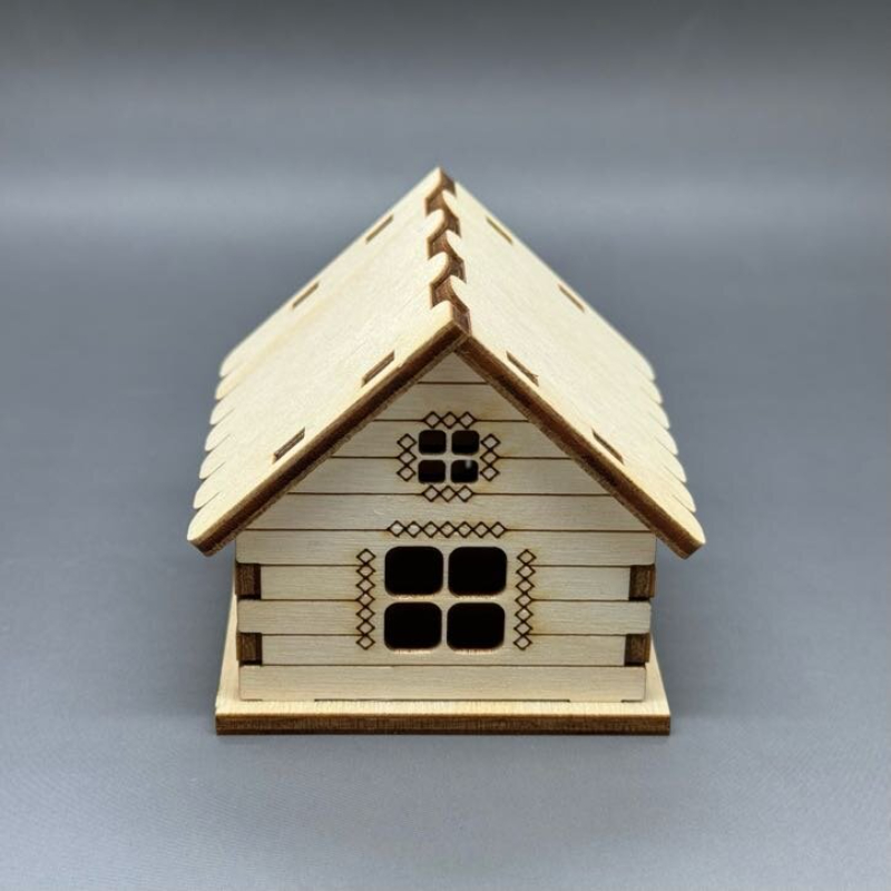 Dřevěná malá chaloupka z překližky - Obrázek 3