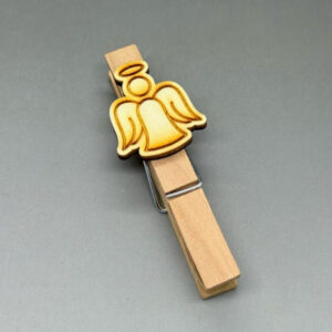 Gravírovaný dřevěný vánoční kolíček na dárky - Andílek