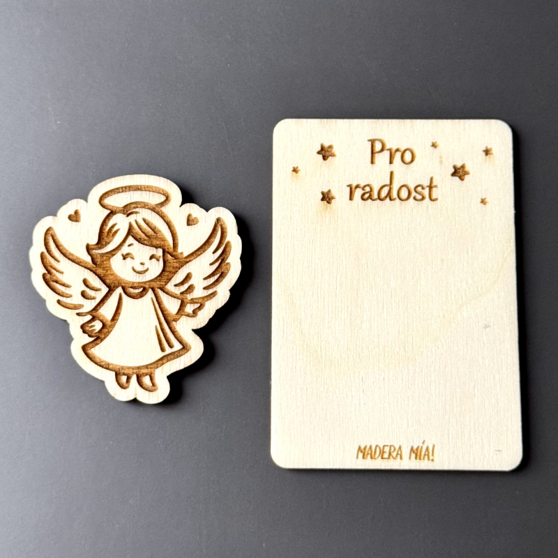 Magnetka na dřevěné kartičce "Pro radost" - Andělíček č. 4
